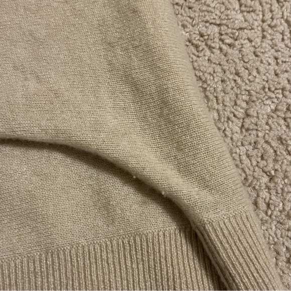 By Anthropologie 100% cashmere batwing sweater. 1X - Picture 11 of 14